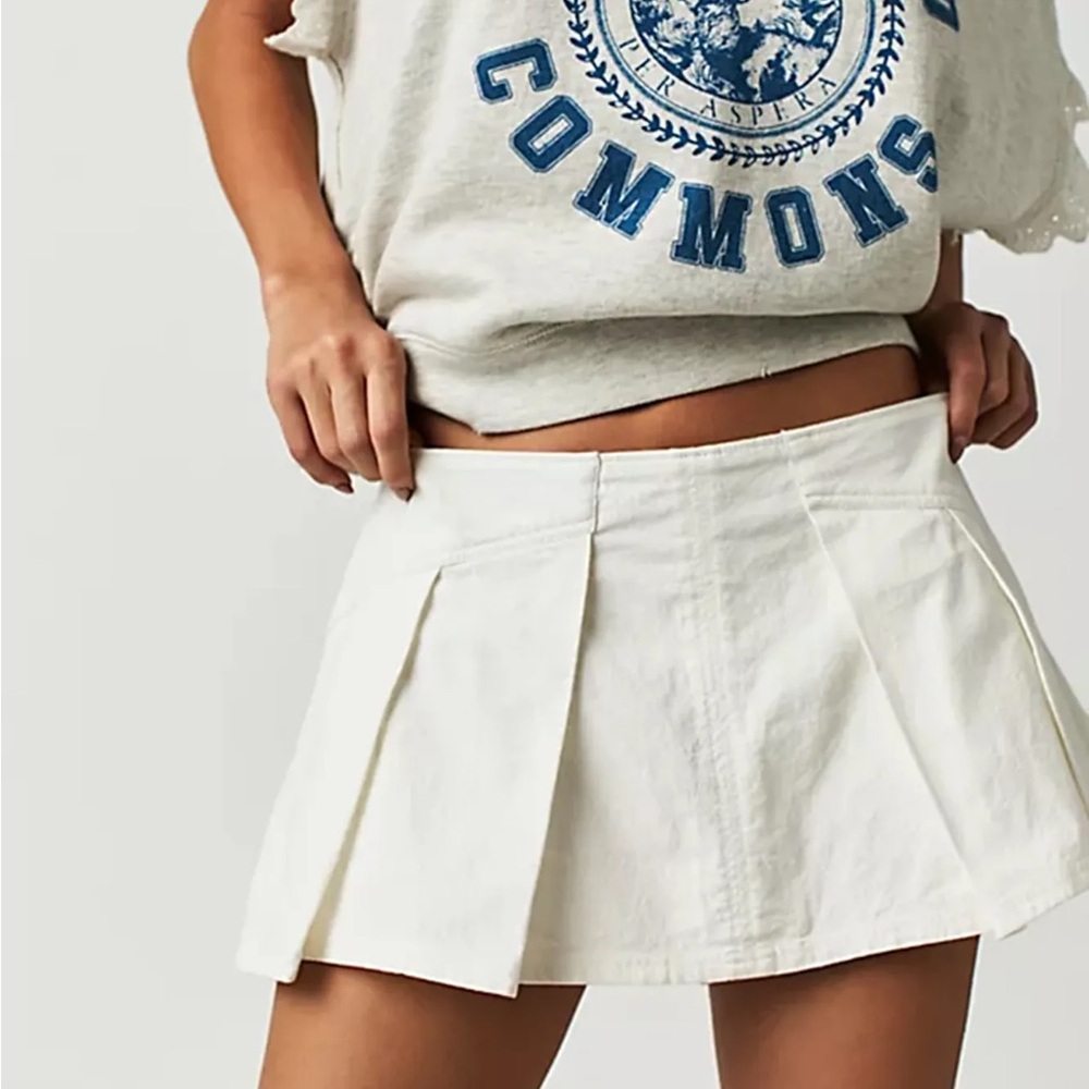 Free People heartbreaker skort - ivory size 8